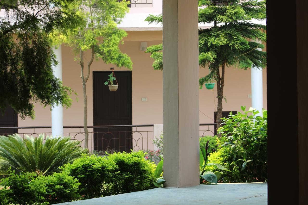 Greenwood Hotel Bhīm Tāl Exterior foto